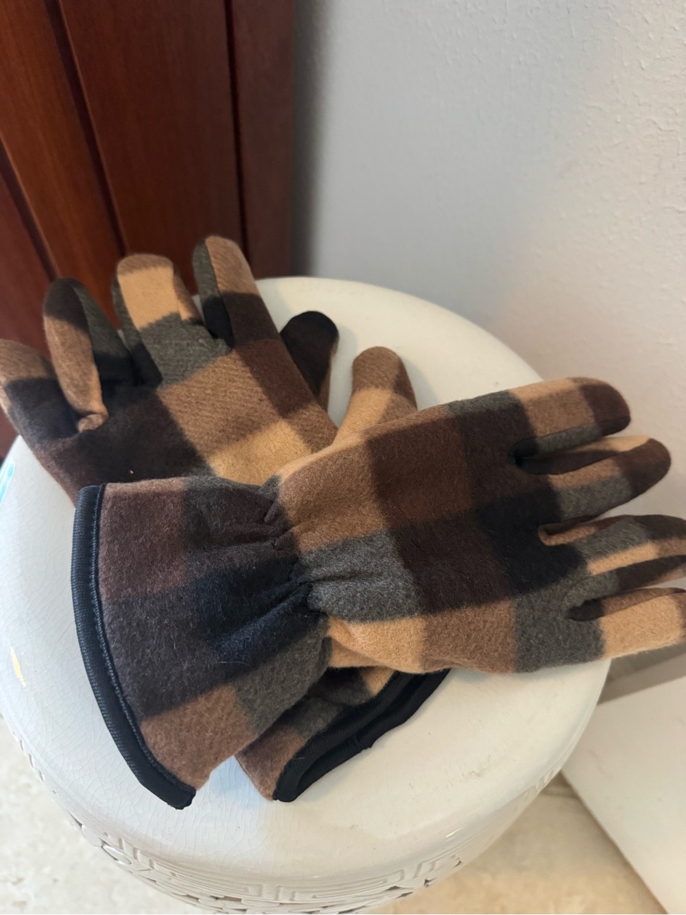 Plaid Fleece Gloves - Black/Grey/Brown/Tan